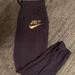 Nike Sweatpants
